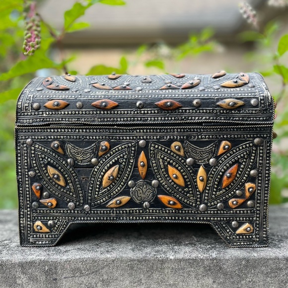 Antique Ornate Handcrafted Moroccan Evil Eye Wood Chest Decorative Box - Picture 5 of 15